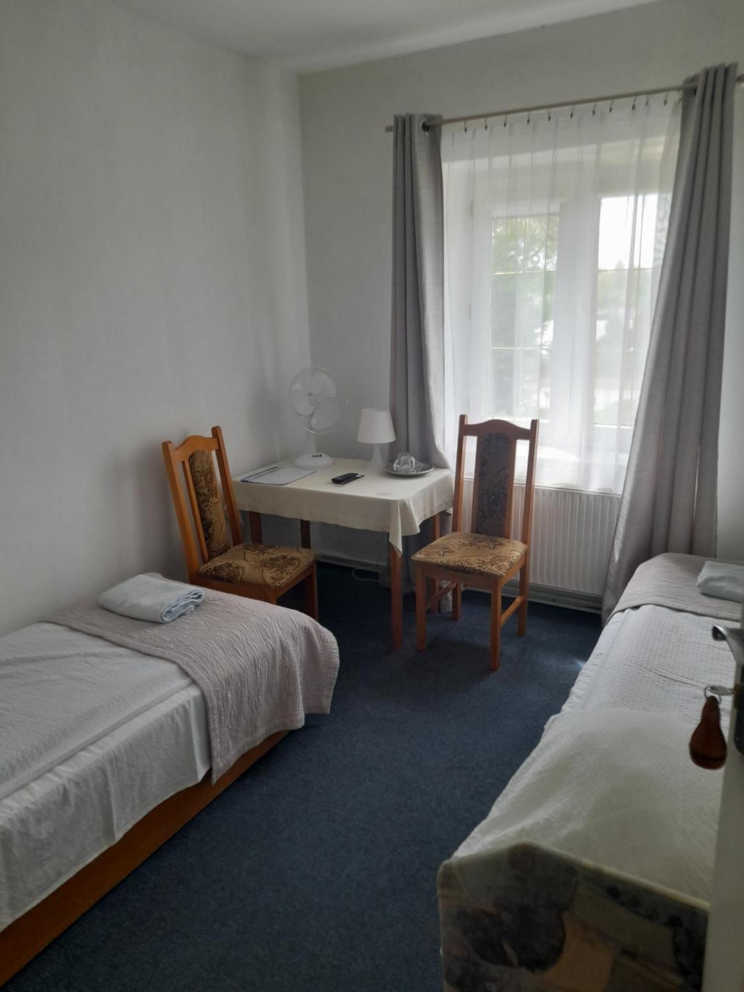 Dobrzyków 扎杰德维斯拉宾馆酒店 外观 照片