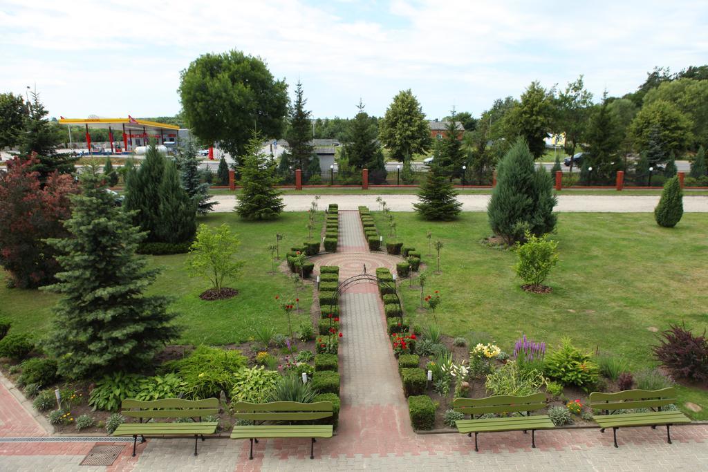 Dobrzyków 扎杰德维斯拉宾馆酒店 外观 照片