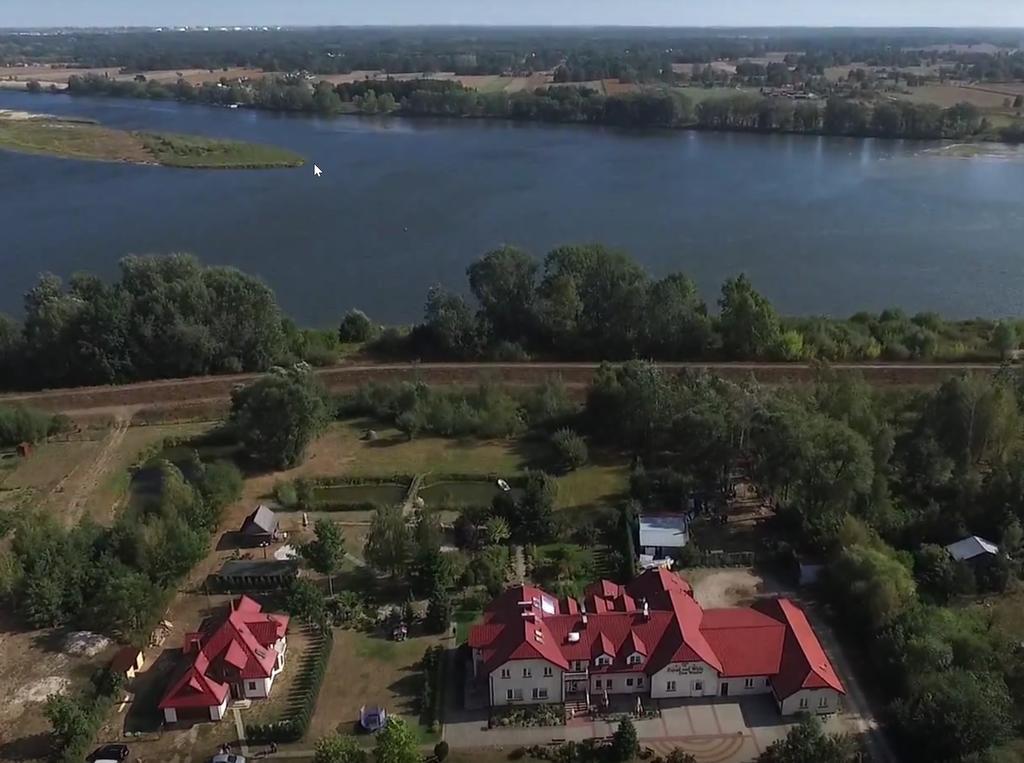 Dobrzyków 扎杰德维斯拉宾馆酒店 外观 照片