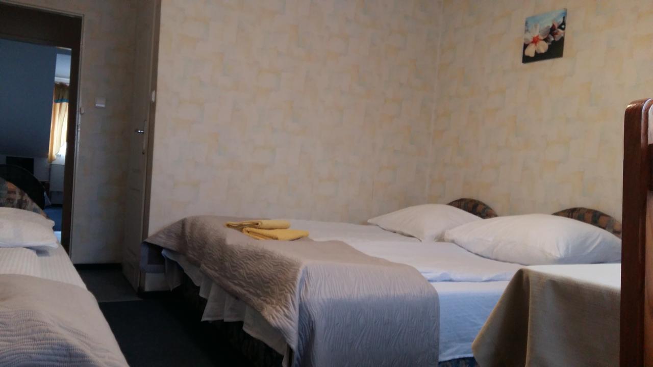 Dobrzyków 扎杰德维斯拉宾馆酒店 外观 照片